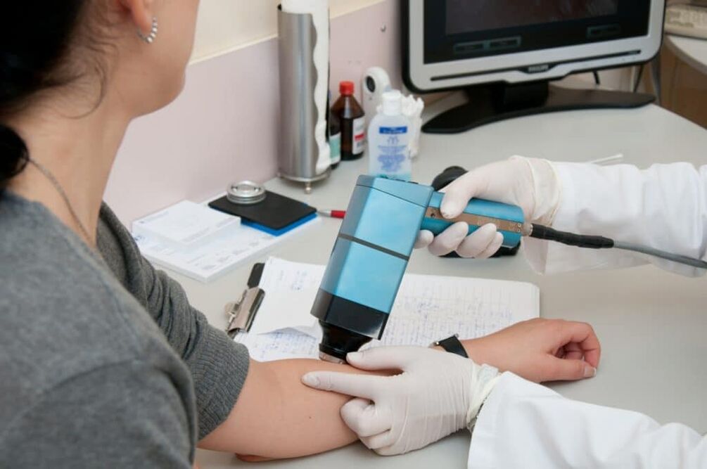 Methods of treating warts on the body