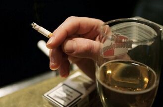 Alcohol and smoking are causes of human papillomavirus activation